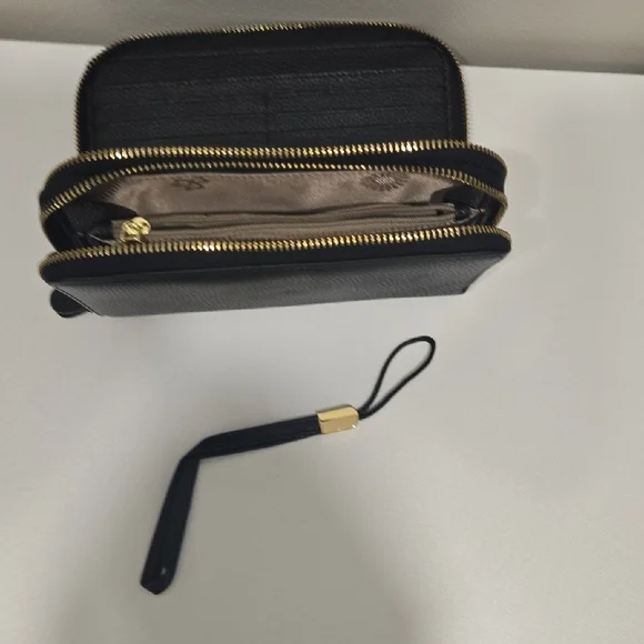 Black Leather Wallet - Picture 9 of 14